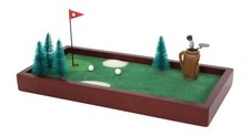 Gioco del golf in miniatura