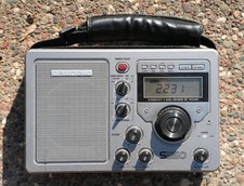 Grundig S350 AM/FM/SW1/SW2/SW3
