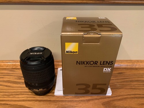 Nikon nikkor 35 - 35, mm