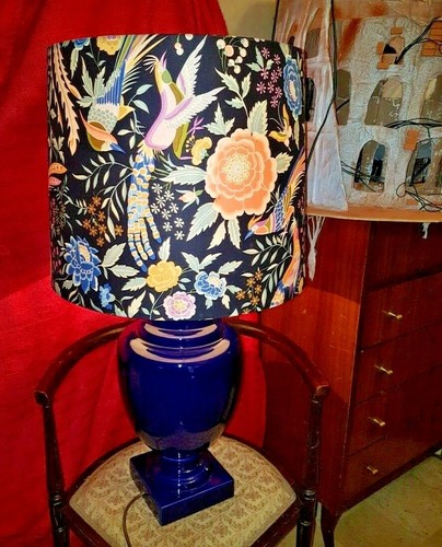 Grande lampada tavolo - da,