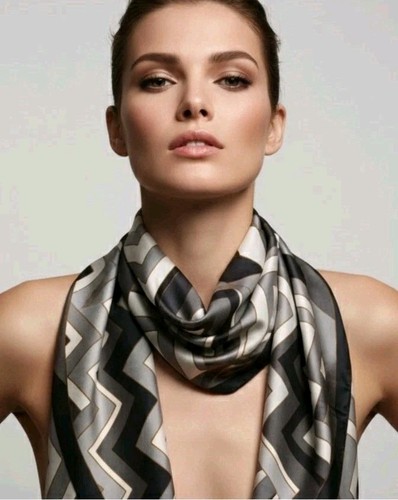 Foulard 100 seta silk cm - 88,