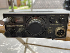 Radioamatore ricetrasmettitore FM Kenwood TR-2300 Kenwood