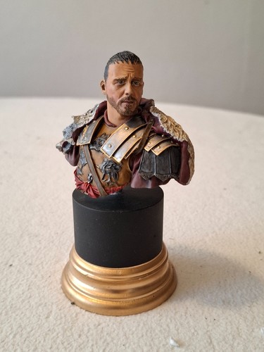 Busto personaggio - busto,