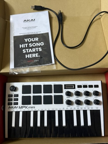 Tastiera bianca akai mpk - tastiera, mini
