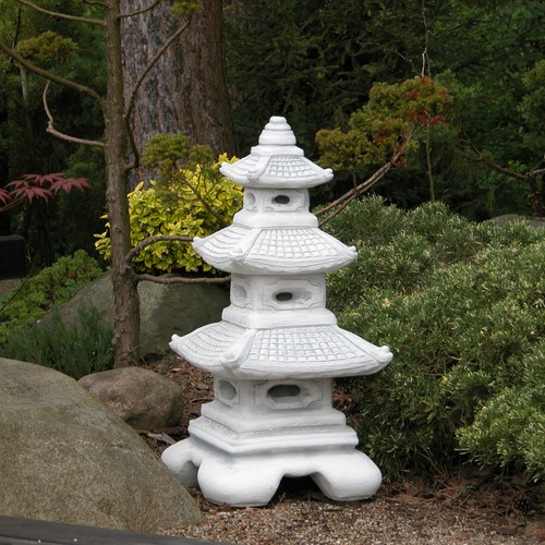 Pagoda giapponese lanterna in - giapponese.,