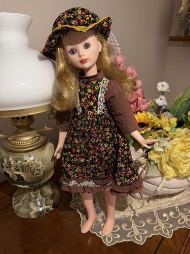 Bambola vintage corinne - 🌸,