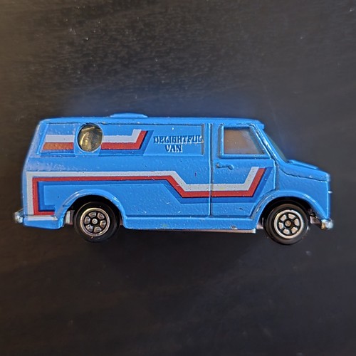 Van yatming anni bedford - van, cf