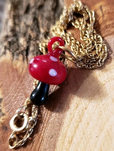 Collana con ciondolo vintage
