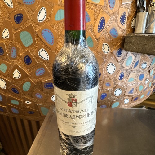 Château latour pomerol - château, à