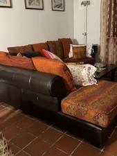 Divano componibile angolare. GRATIS per chi se lo viene a prendere.