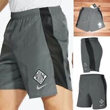 Pantaloncini da corsa Nike