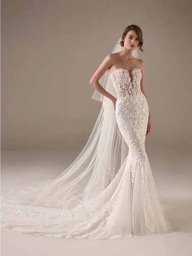 Pronovias wedding dress - pronovias,