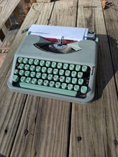 Macchina da scrivere portatile