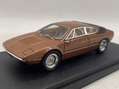 Looksmart lamborghini urraco - lamborghini,