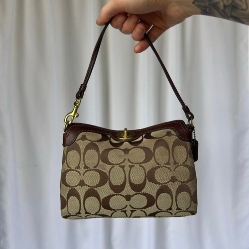 Coach signature turnlock - coach,