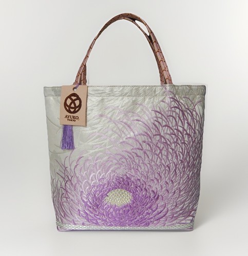 One kind 100 silk kimono - of,
