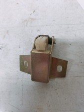 serratura gancio cofano