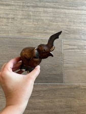 Statua elefante in legno intagliato a mano