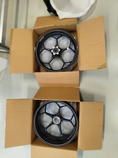 Coppia cerchi neri per Moto guzzi v100usati per 5000km, nessun segno di usura.