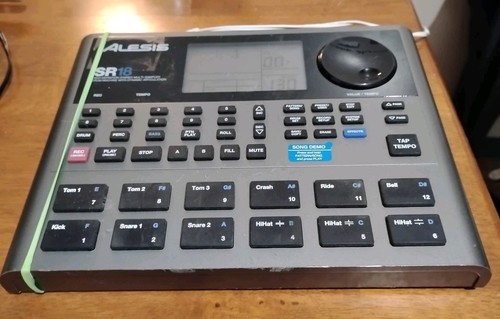 Alesis drum machine - alesis, sr-18