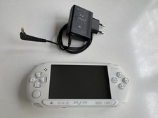 Console Sony Playstation Portable Street PSP E1004 bianca + cavo di ricarica