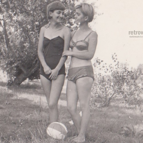 Giovani donne bikini in - donne,