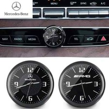 The desk clock of car-mounted