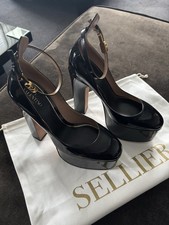 Décolleté Valentino Garavani Tan-Go 155 in pelle con plateau