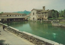 cartolina - Toscana -Siena -"BAGNO VIGNONI "- Vasca della  sorgente-scritta