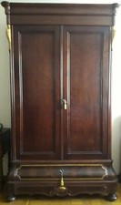 Mobile antico armadio due ante e cassetti,1800 impero legno mogano fregi dorati