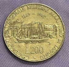 ITALY 🇮🇹 200 LIRE COIN
