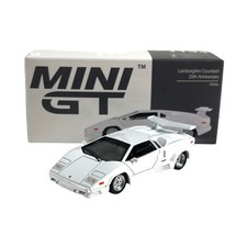 Modellino Auto Mini GT 1/64