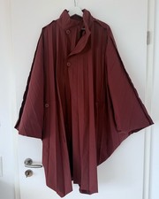 Homme Poncho Plissettato Issey