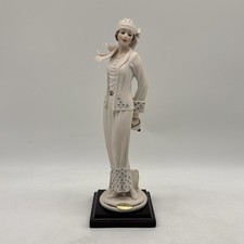 Statuina Giuseppe Armani
