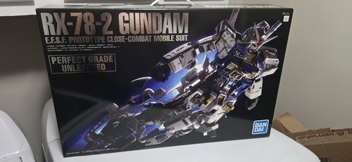 Bandai namco perfect grade - bandai,