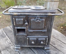 Cucina giocattolo in metallo funzionante combustione a legna dim.  29 x 33 x 23