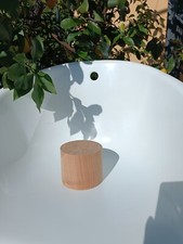  Porzione di travetto in legno di ciliegio cilindrato e segato cm 10x12 circa