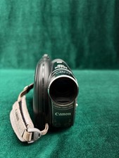 Il videocamera Canon DC330 E
