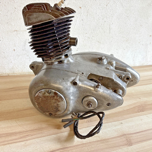 Bsa bantam 125 engine - 125,