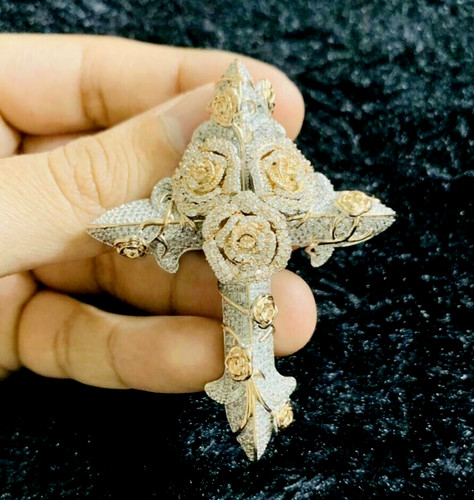Ciondolo croce religiosa