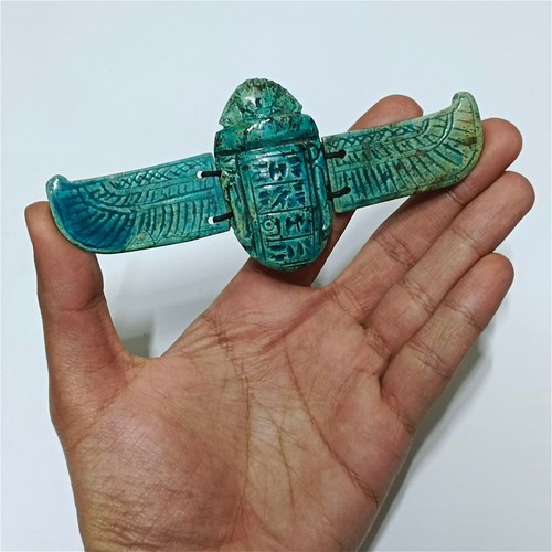 Scarabeo alato egizio fatto - egizio, a