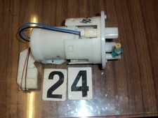 [24] POMPA BENZINA PER MOTO YAMAHA R6 DEL 2003-04 A CARBURATORI SIGLA 11H140276N