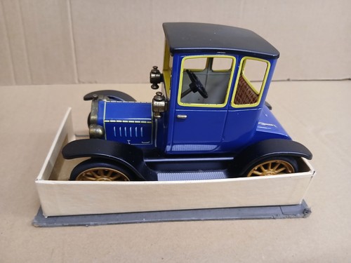 Schuco 1227 oldtimer ford - 1227,