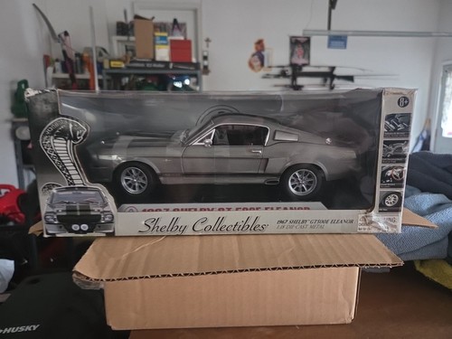 Carroll shelby autografata - carroll,