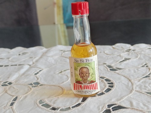 Bottiglia liquore rhum si - bottiglia,