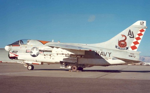 Ltv corsair va 86 - a-7e, ii