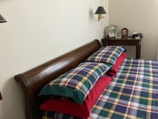 letto matrimoniale legno con rete e due materassi Simmons da 2000 molle