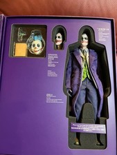 Hot Toys Cavaliere Oscuro