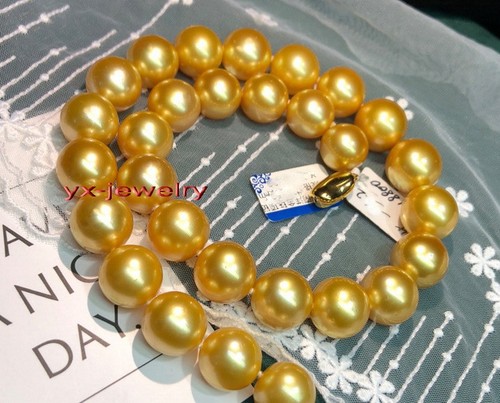 Collana rotonda aaaaa - ,