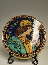 Piatto in ceramica maiolica
